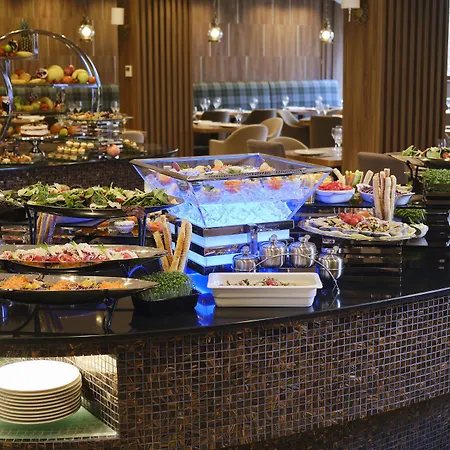 St Ivan Rilski Банско